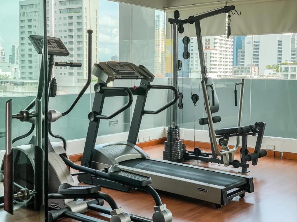 Go Inn Thonglor 23 โกอินน์ ทองหล่อ 23 X Bangkok Esterno foto